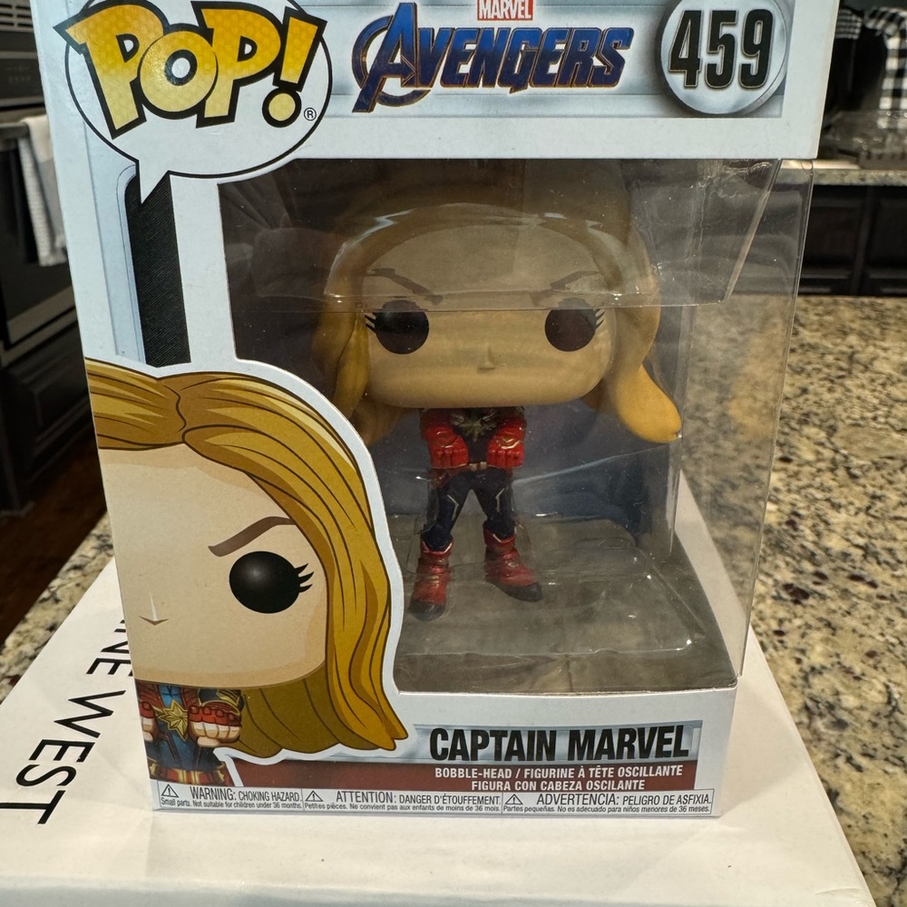 Funko Pop Captain Marvel in Red and Gold Suit